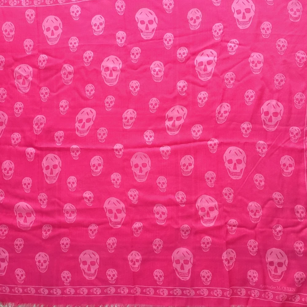 Alexander McQueen Skull Wool Scarf Fuchsia